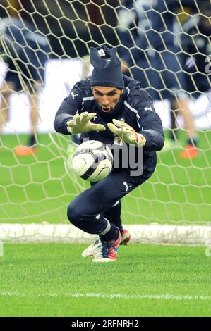 Mailand Italien 2012-10-12 : Gianluigi Buffon während des Trainings der italienischen Fußballnationalmannschaft, im Stadion San Siro für die WM-Qualifikation 2014 Stockfoto