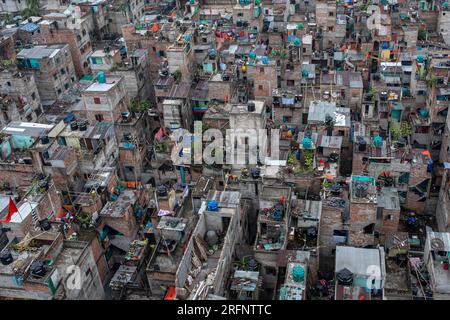 Das gestrandete Pakistanis Relief Camp in Dhaka Mohammadpur, allgemein bekannt als das „Genfer Camp“. Die "gestrandeten Pakistanis" haben dort Sünde gelebt Stockfoto