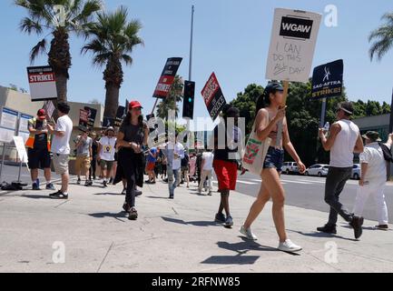 Hollywood, Ca. 4. Aug. 2023. Jeanne Tripplehorn im SAG-AFTRA und WGA