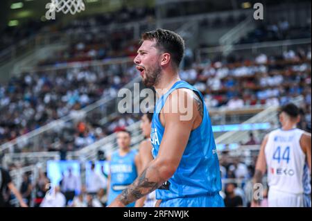 Athen, Lombardei, Griechenland. 4. Aug. 2023. 77 LUKA DONCIC von Slowenien während der International Friendly match.between Griechenland und Slowenien im OAKA Stadium am 4. August 2023, in.Athen, Griechenland. (Kreditbild: © Stefanos Kyriazis/ZUMA Press Wire) NUR REDAKTIONELLE VERWENDUNG! Nicht für den kommerziellen GEBRAUCH! Kredit: ZUMA Press, Inc./Alamy Live News Stockfoto