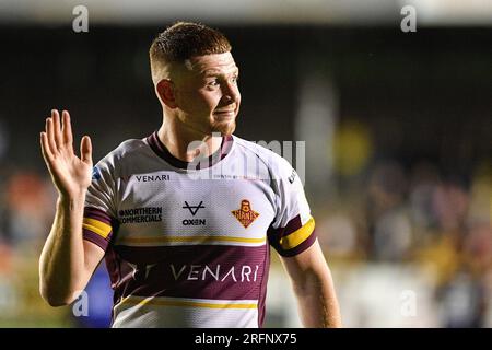 Castleford, Großbritannien. 4. August 2023 Olly Russell (23) von Huddersfield Giants feiert. Rugby League Betfred Super League , Castleford Tigers vs Huddersfield Giants im MEND-A-Hose Stadium, Castleford, UK Kredit: Dean Williams/Alamy Live News Stockfoto