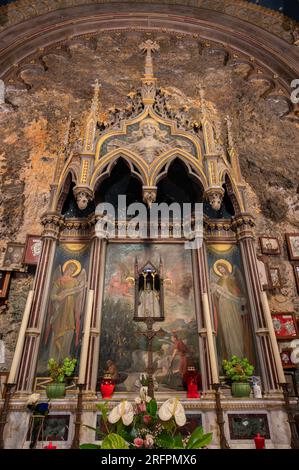 Das Heiligtum der Madonna del Lago oder dell'Annunziata ist eine kleine Kirche in Scanno in der Provinz L'Aquila, die sich am südwestlichen Ufer befindet Stockfoto