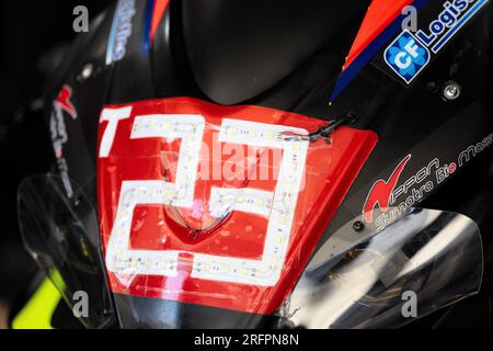 Suzuka, Japan, 5. August 2023. LED-Lichter auf dem Team TATARA Aprilia Aprilia RSV4 während des 44. Coca-Cola Suzuka 8hr Endurance Race 2023 in Suzuka Japan. Kredit: Ivica Glavas/Speed Media/Alamy Live News Stockfoto