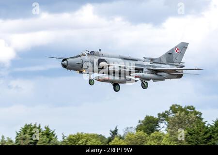 Polnische Luftwaffe - Sukhoi Su-22M4, Ankunft in RAF Fairford für die Royal International Air Tattoo 2023. Stockfoto