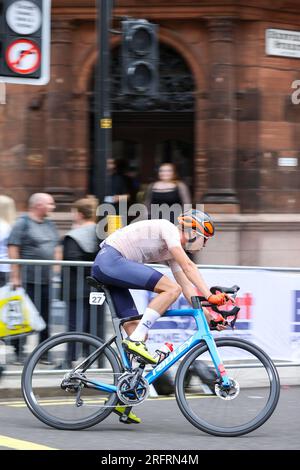 Glasgow, Großbritannien. 05. Aug. 2023. GLASGOW, SCHOTTLAND - AUGUST 5: Senna Remijn aus den Niederlanden während des Men Junior Road Race am 3. Tag der UCI Cycling World Championships 96. Glasgow 2023 am 5. August 2023 in Glasgow, Schottland. (Foto: Tim Buitenhuis/BSR Agency) Kredit: BSR Agency/Alamy Live News Stockfoto