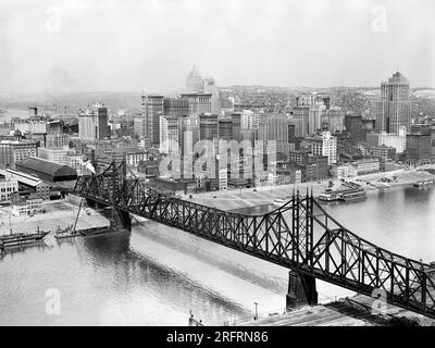 Wabash Bridge über dem Monongahela River und Stadtbild, Pittsburgh, Pennsylvania, USA, Arthur Rothstein, USA Farm Security Administration, Juli 1938 Stockfoto