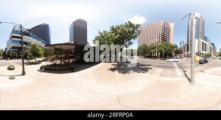 360 Grad Panorama Ansicht von Austin, TX, USA - 24. Juli 2023: 360 rechteckiges Foto des Ellis Pub