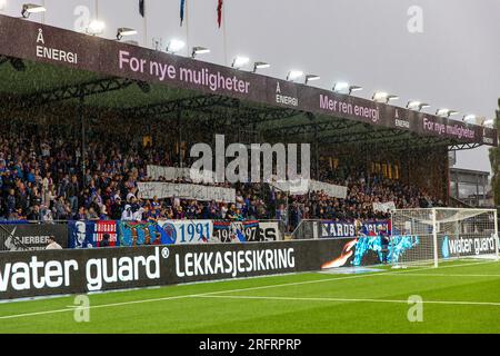 Drammen, Norwegen, 05. August 2023. VAR-Protest während der ersten 15 Minuten des Spiels zwischen Strømsgodset und Vålerenga im Marienlyst-Stadion in Drammen. Kredit: Frode Arnesen/Alamy Live News Stockfoto