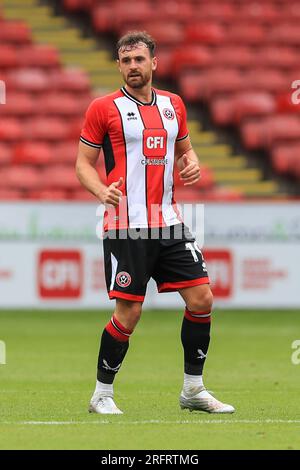 Sheffield, Großbritannien. 05. Aug. 2023. Sheffield United Defender Jack Robinson (19) beim Sheffield United FC vs VfB Stuttgart FC Pre-Season Friendly Match in Bramall Lane, Sheffield, Großbritannien am 5. August 2023 Credit: Every second Media/Alamy Live News Stockfoto