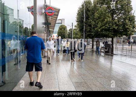 London, Großbritannien. 05. Aug. 2023. Wetter im Vereinigten Königreich: Warnung vor fallenden Bäumen, Unebenheiten und Stromausfällen, als Sturm Antoni Großbritannien umklammert. Kredit: Sinai Noor/Alamy Live News Stockfoto