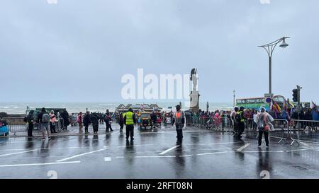 Brighton Pride 2023 bei schlechtem Wetter! Stockfoto