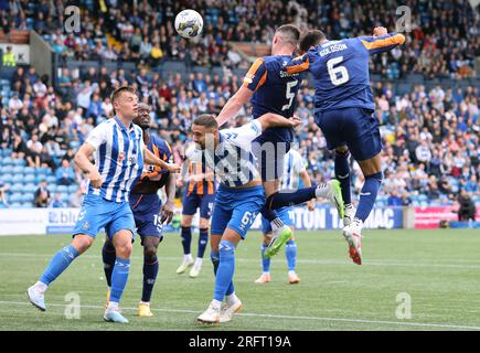 Rangers' John Souttar (2. von rechts) mit einem Torversuch während des Cinch Premiership-Spiels im BBSP Stadium Rugby Park, Kilmarnock. Foto: Samstag, 5. August 2023. Stockfoto