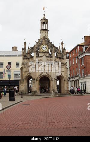 Das Chichester Cross hier aus westlicher Sicht. Das Chichester Cross ist ein denkmalgeschütztes Gebäude im Herzen von Chichester. Stockfoto