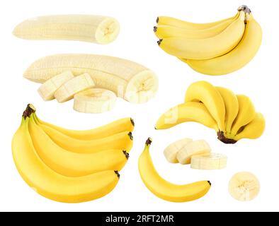 Sammlung ganzer, geschälter und abgeschnittener Bananenfrüchte auf weißem Hintergrund Stockfoto