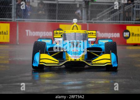 Nashville, Tennessee, USA. 5. Aug. 2023. Der Fahrer DER INDYCAR-Serie, DEVLIN Defrancesco (29) aus Toronto, Kanada, reist durch die Kurven während einer nassen und gefährlichen Trainingseinheit für den Big Machine Music City Grand Prix in den Straßen von Nashville in Nashville, Tennessee. (Kreditbild: © Walter G. Arce Sr./ZUMA Press Wire) NUR REDAKTIONELLE VERWENDUNG! Nicht für den kommerziellen GEBRAUCH! Stockfoto