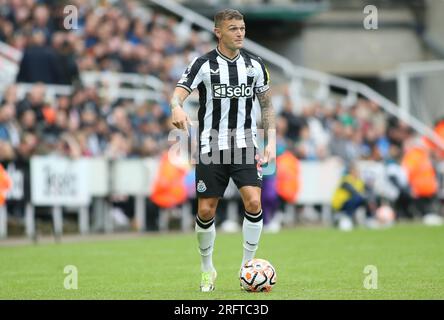 Kieran Trippier von Newcastle United während des Sela-Cup-Spiels zwischen Newcastle United und ACF Fiorentina in St. James's Park, Newcastle, Samstag, den 5. August 2023. (Foto: Michael Driver | MI News) Guthaben: MI News & Sport /Alamy Live News Stockfoto