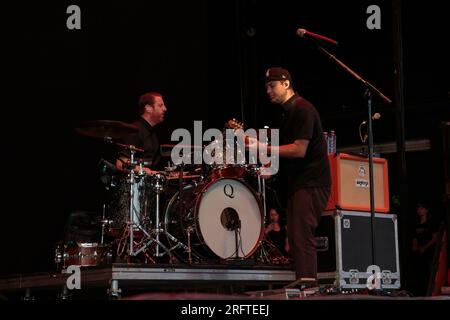 Toronto, Kanada. 04. Aug. 2023. Phantogramm auf der Budweiser Bühne, zur Unterstützung von Queens of the Stone Age „The End is Nero“ Tour Credit: Bobby Singh/Alamy Live News Stockfoto