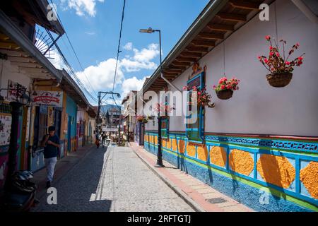 COLOMBI A MEDELLIN 05-08-2023,Guatapé es un municipio de Colombia, localizado en la subregión Oriente del departamento de Ant Stockfoto