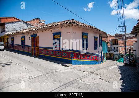 COLOMBI A MEDELLIN 05-08-2023,Guatapé es un municipio de Colombia, localizado en la subregión Oriente del departamento de Ant Stockfoto