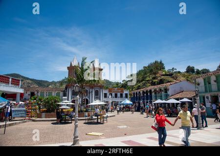 COLOMBI A MEDELLIN 05-08-2023,Guatapé es un municipio de Colombia, localizado en la subregión Oriente del departamento de Ant Stockfoto