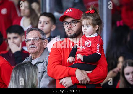 Porto Alegre, Brasilien. 05. Aug. 2023. RS – PORTO ALEGRE – 05/08/2023 – BRASILEIRO A 2023, INTERNACIONAL X CORINTHIANS – Internacional Fans während eines Spiels gegen Korinther im Beira-Rio-Stadion für die brasilianische Meisterschaft A 2023. Foto: Maxi Franzoi/AGIF Credit: AGIF/Alamy Live News Stockfoto