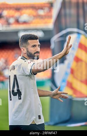 Valencia, Spanien. 05. Aug. 2023. Jose Gaya von Valencia CF während der regulären VORSAISON La Liga EA Sport zwischen Valencia CF und Aston Villa FC im Mestalla Stadion. Endstand: Valencia CF 1:2 Aston Villa FC. (Foto: German Vidal/SOPA Images/Sipa USA) Guthaben: SIPA USA/Alamy Live News Stockfoto