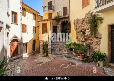 Malerischer Anblick in Sonnino, einem wunderschönen Dorf in der Provinz Latina, Latium, Zentralitalien. Stockfoto