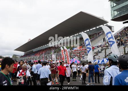 Suzuka, Japan, 6. August 2023. Pit Walk während des 44. Coca-Cola Suzuka 8hr Endurance Race 2023, Suzuka, Japan. Kredit: Ivica Glavas/Speed Media/Alamy Live News Stockfoto