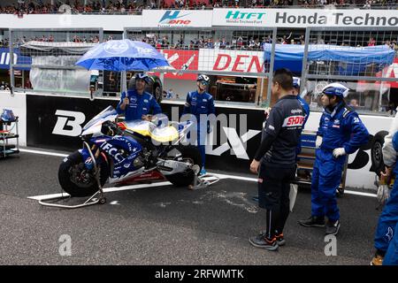 Suzuka, Japan, 6. August 2023. Rennpersonal beim 44. Coca-Cola Suzuka 8hr Endurance Race 2023 in Suzuka, Japan. Kredit: Ivica Glavas/Speed Media/Alamy Live News Stockfoto