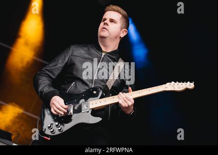 Darlington, Großbritannien. 5. Aug. 2023. Die Pigeon Detectives treten in der Darlington Arena auf. Kredit: Thomas Jackson/Alamy Live News Stockfoto