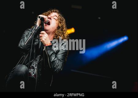 Darlington, Großbritannien. 5. Aug. 2023. Die Pigeon Detectives treten in der Darlington Arena auf. Kredit: Thomas Jackson/Alamy Live News Stockfoto