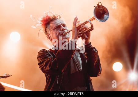 Darlington, Großbritannien. 5. Aug. 2023. James tritt in der Darlington Arena auf. Kredit: Thomas Jackson/Alamy Live News Stockfoto