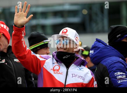 Jorge Martin von Prima Pramac Racing vor dem Monster Energy Grand Prix 2023 in Silverstone, Towcester. Foto: Sonntag, 6. August 2023. Stockfoto