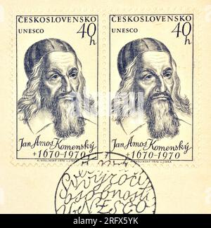 Von der Tschechoslowakei gedruckte Briefmarke, die ein Porträt von John Amos Comenius (Jan Amos Komenský) (1592-1670) zeigt, etwa 1970. Stockfoto