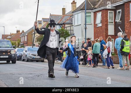 Whistable Carnival Procession, Kent, England, Großbritannien Samstag, 5. August 2023 Kredit: Phil Crow/Alamy Live News Stockfoto