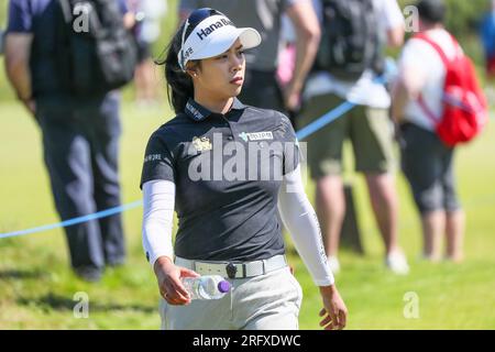 Irvine, Großbritannien. 06. Aug. 2023. Der 4. Und letzte Tag des Women's Scottish Open Golf Tournament auf dem Dundonald Links Golf Course, Irvine, Ayrshire, Schottland, Großbritannien, Die führenden Spieler, MAJA STARK aus Schweden, PATTY TAVATANAKIT aus Thailand und CELINE BOUTIER aus Frankreich, dominieren weiterhin das Spielfeld. Kredit: Findlay/Alamy Live News Stockfoto