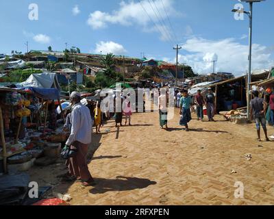 Rohingya Flüchtlingshaus weltweit größtes Flüchtlingslager Stockfoto