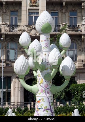 Herend dekorativer Brunnen, József Nádor tér, Joseph Palatin Platz, 5. District, Budapest, Ungarn, Magyarország, Europa Stockfoto