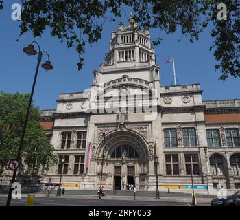 LONDON, Großbritannien - 09. JUNI 2023: Victoria and Albert Museum Stockfoto