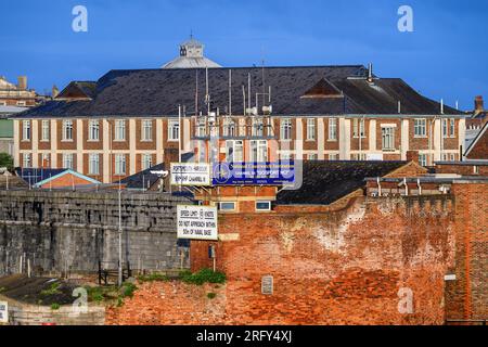 Der ehemalige Signalturm am Fort Blockhouse auf der Gosport-Seite des Eingangs zum Hafen von Portsmouth. Stockfoto