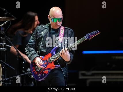 Joe Satriani in der Bridgewater Hall Manchester Stockfoto