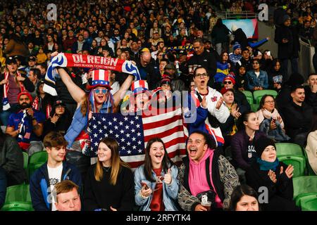 Melbourne, Australien. 06. Aug. 2023. Fans, die während der FIFA Women's World Cup Australien und Neuseeland 2023. Runde 16 zwischen Schweden und den USA im Melbourne Rectangular Stadium gesehen wurden.Schweden gewann das Spiel mit den Elfmetern von 5 bis 4. Kredit: SOPA Images Limited/Alamy Live News Stockfoto