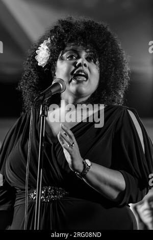 KIM NALLEY singt für TAMMY L. HALL und ihr Frieden-TET am 61. Monterey Jazz Festival - Monterey, Kalifornien durchführen Stockfoto