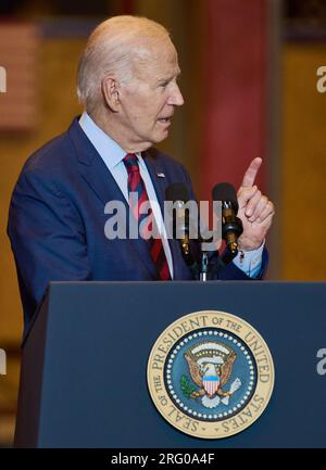 PHILADELPHIA, Pennsylvania, USA – 20. JULI 2023: Präsident Joe Biden spricht auf der Philly Shipyard. Stockfoto
