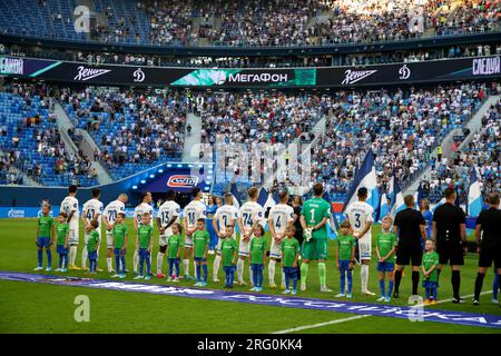 Sankt Petersburg, Russland. 06. Aug. 2023. Die Spieler von Dynamo wurden während des Fußballspiels der russischen Premier League zwischen Zenit Saint Petersburg und Dynamo Moskau in der Gazprom Arena gesehen. Zenit 2:3 Dynamo. Kredit: SOPA Images Limited/Alamy Live News Stockfoto