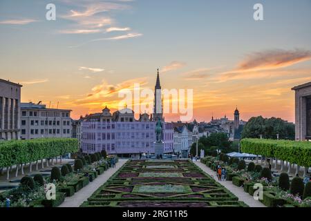 Brüssel Belgien, Skyline der Stadt bei Sonnenuntergang im Mont des Arts Garden Stockfoto