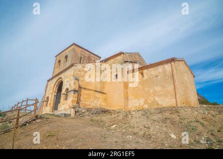 Kirche Virgen del Barrio. Navares de las Cuevas, Provinz Segovia, Castilla Leon, Spanien. Stockfoto