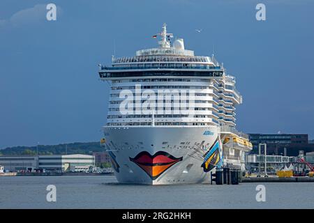 Kreuzfahrtschiff AIDAnova, Hafen, Kiel, Schleswig-Holstein, Deutschland Stockfoto