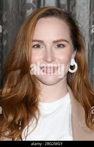 5. August 2023, Burbank, CA, USA: LOS ANGELES - AUG 5: Camryn Grimes at the Young and the Restless Fan Luncheon at the Burbank Marriott am 5. August 2023 in Burbank, CA (Kreditbild: © Kay Blake/ZUMA Press Wire) REDAKTIONELLER GEBRAUCH! Nicht für den kommerziellen GEBRAUCH! Stockfoto