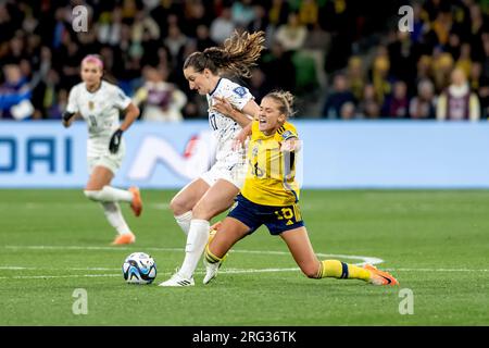 Melbourne, Australien. 06. Aug. 2023. Andi Sullivan aus den USA und Filippa Angeldal aus Schweden beim FIFA Women's World Cup 2023 zwischen Sweden Women und USA Women im Melbourne Rectangular Stadium, Melbourne, Australien, am 6. August 2023. Foto von Richard Nicholson. Nur redaktionelle Verwendung, Lizenz für kommerzielle Verwendung erforderlich. Keine Verwendung bei Wetten, Spielen oder Veröffentlichungen von Clubs/Ligen/Spielern. Kredit: UK Sports Pics Ltd/Alamy Live News Stockfoto